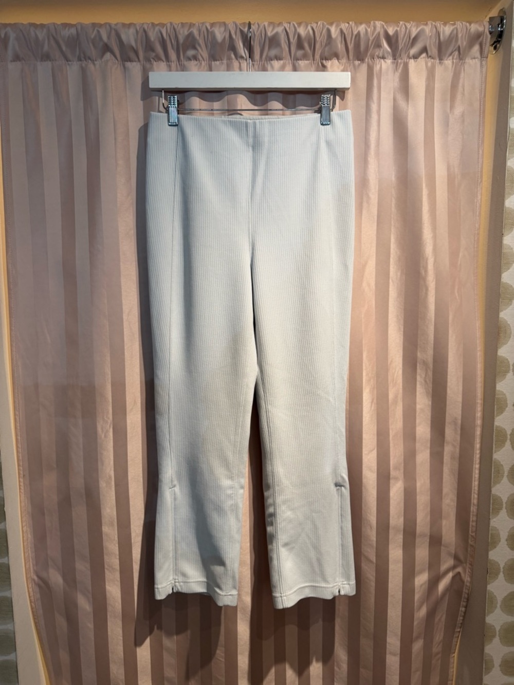 lululemon athletica Light Gray Ribbed Softstreme Zip-Leg High-Rise Cropped Pants